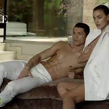 Cristiano Ronaldo naked on cover of Spanish Vogue - Outsports