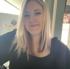 Stephanie Goldie's Instagram, Twitter & Facebook