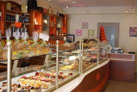 Patisserie Bazon Gisors Restaurant Avis Numero De Telephone Photos Tripadvisor