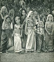 Children Of The Sultan Of Sumbawa Besar Circa 1952 Fotografi Kepala Suku Indonesia