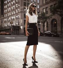 Skirt Profile Women Inspirational Women International Women Power Powerful Women Style Icon Sty Classy Business Outfits Fashion Business Casual Outfits