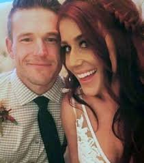 'teen mom 2' wedding isn't happening? Teen Mom 2 S Chelsea And Cole Deboer Have Second Wedding As They Plan To Change Daughter Aubree S Last Name People Com