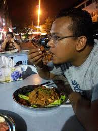 Syazwana Jamal: William Corner PJ : Edisi meng-kempis-kan Wallet Akram dan  membuncitkan perot kami berdua.