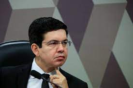 The latest tweets from @randolfeap Ameacado Por Bolsonaro Randolfe Quer Presidir Cpi Da Covid 19