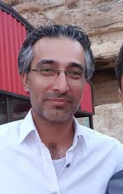 تعرض الزميل طارق حمد مدير منظمة عطاء في مدينة ⁧‫#جرابلس‬⁩ شمال شرق حلب إلى  انفجار عبوة ناسفة كانت مزروعة بسيارته. منظومة وطن تستنكر استهداف الزميل  طارق الحمد وأي استهداف للمدنيين و العاملين