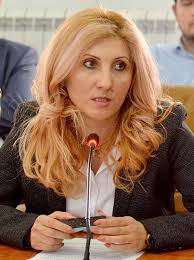 Azilul a fost conceput si dotat pentru a oferi un maxim de confort si arad, si com. Camin Cu Protectie Un Azil De Batrani Din Bihor A Functionat Ilegal