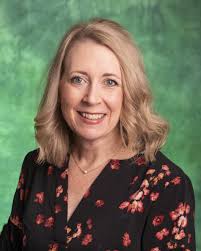 Jennifer Middleton's Instagram, Twitter & Facebook