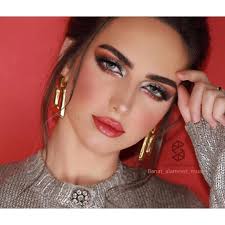613 Likes 28 Comments Toot ب تول Batoul Official On Instagram نحن لم نتغير بل استوعبنا Fashion Makeup Simple Makeup Photo Makeup