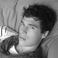 Vincent Messina (@Verissina)