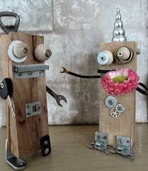 Bittyambam Roboter Diy Creadienstag Upcycling Roboter Recycling Basteln Kinder Basteln Holz