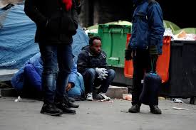 Les explications de lenny pomerantz. French Police Clear Paris Migrant Camp Reuters Com