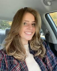 Abigail Miller's Instagram, Twitter & Facebook