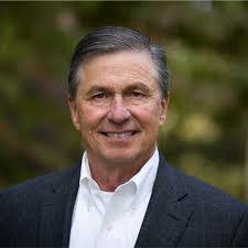 Robert Clampett's Instagram, Twitter & Facebook