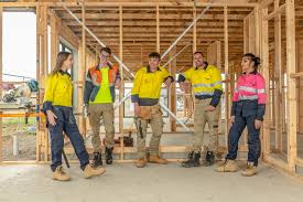 If you've ever wondered how to be a builder or construction manager, read our handy guide to building and construction careers. Diploma Of Building Construction Online Cpc50220 Building Diploma