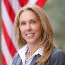 Charlotte Deardorff's Instagram, Twitter & Facebook