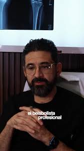 Lesiones en Beisbolistas: , El béisbol, un deporte que exige potencia y  precisión, también implica un alto riesgo de lesiones específicas. Como  ortopedista experto en medicina deportiva, veo con ...