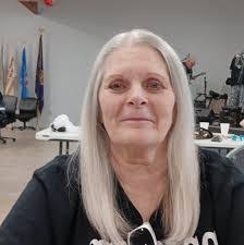 Donna Hildebrand's Instagram, Twitter & Facebook