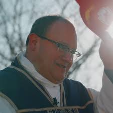 Andres Robles's Instagram, Twitter & Facebook