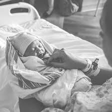 Keeping Up With The Kardashians Newborn Baby Photography Newborn Hospital Pictures Baby Hospital Photos