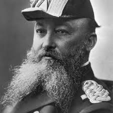 See full list on wikihow.com Best Pointed Beard Styles How To Grow A Ducktail French Fork Beard