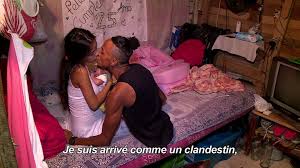 Celui qui ne peut faire usage ni de ses jambes ni de ses cuisses pour marcher. Alca Le Migrant Venezuelien Cul De Jatte Roi De La Glisse Video Dailymotion