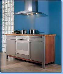 un fitted or cargo kitchens