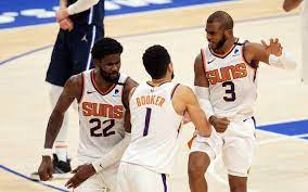 The suns compete in the national basketball association (nba). Phoenix Suns Um Chris Paul Devin Booker Und Deandre Ayton Mischen Nba Auf