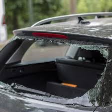 Nissan Qashqai rear window replacement