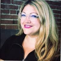 Jessica Marsh's Instagram, Twitter & Facebook