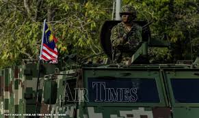 Setelah perang dunia ii, belanda yang masih punya kontrol atas papua mulai melakukan persiapan untuk memerdekakannya, sementara pemerintah indonesia yang telah merdeka di bawah kepemimpinan sukarno juga mengklaim wilayah tersebut dan berupaya memasukkannya ke dalam. Merdeka Ambil Iktibar Dari Pejuang Terdahulu Pertahankan Kemerdekaan Veteran Tentera Air Times News Network