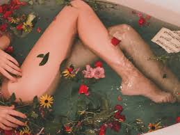 You do get to hear her going loud about what she's doing, plus the words 'oh yeah' came. 21 Tips For Female Masturbation O Diaries