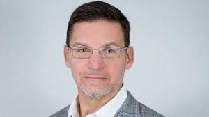 Pennsylvania Grocery Icon Richard Redner Dies at 73