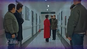 Suami kedua ah reum bekerja sebagai petugas di reminders: The Spies Who Loved Me Asianwiki