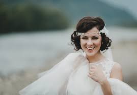 From pixie cut to shoulder length, these wedding hairstyles for short hair from real weddings are our favorites. The 7 Prettiest Wedding Hairstyles For Short Hair