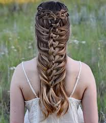 There are many versions of this braid out there. 20 Magical Ways To Style A Mermaid Braid