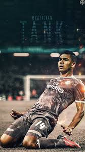 اعترف كارلوس كاسيميرو لاعب وسط ريال مدريد بصعوبة موقف فريقه في دوري أبطال أوروبا بعد التعادل مع بوروسيا مونشنجلادباخ الألماني. Casemiro Wallpapers Top Free Casemiro Backgrounds Wallpaperaccess
