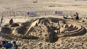 Nos prévisions englobent les risques de pluie et d'orage heure par heure. Apres Vingt Heures De Travail Le Dragon Sculpte A Emerge Du Sable