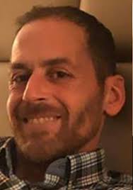 Les deux fillettes de Lévis retrouvées mortes, Martin Carpentier toujours  en cavale