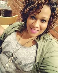 Congratulations to Chana Lawson, UW Tacoma's Assistant Director of Alumni  Relations & Annual Giving. Chana was honored with the Equity and  Empowerment award at this year's City of Destiny Awards! For over