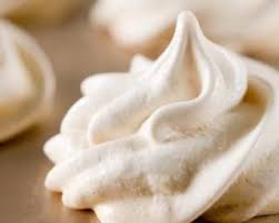 Recette De Meringues Aux Poires Maison Recette Recette Entremet Alimentation Recette