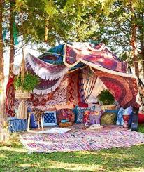 boho mojo so i ll festival camping picnics nature outside bohemia tente jardin idees exterieures deco bohemienne