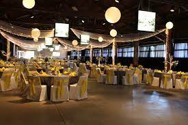 Top Of The Market Dayton Ohio Www Primetimepartyrental Com Dayton Weddings Event Location Dayton Ohio Table Decorations