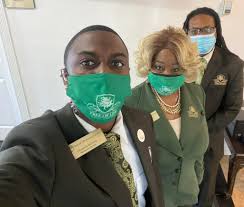 Serving the Family of Mr. Winzy Graves, III.