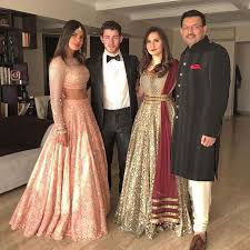 Deepika Padukone Indian Wedding Outfits Priyanka Chopra Wedding Indian Outfits