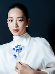 Mỹ nhân Việt là con dâu hụt của Hồng Đào: 30 tuổi nhan sắc chín muồi đậm  chất Á Đông, lướt nhìn ngỡ minh tinh Đại lục