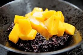 Schwarzer Klebreis Mit Mango Klebreis Lebensmittel Essen Rezepte Furs Baby