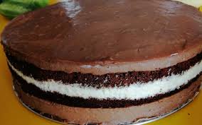 Prajitura cu malai ingrediente 400 grame de malai 250 grame faina de grau 400 mililitri de lapte 200 mililitri de iaurt 5 oua 150. Reteta Bunicii Tort Cu Blat De Cacao È™i Lapte BÄƒtut Facebook