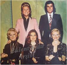 Tarik Akan Turkan Soray Zeki Muren Emel Sayin Ajda Pekkan 2020 Nadide Fotograflar Sanat Fotografciligi Fotograf