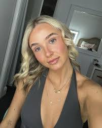 Ivy Hughes's Instagram, Twitter & Facebook