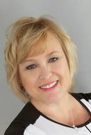 Dawn Leone's Instagram, Twitter & Facebook